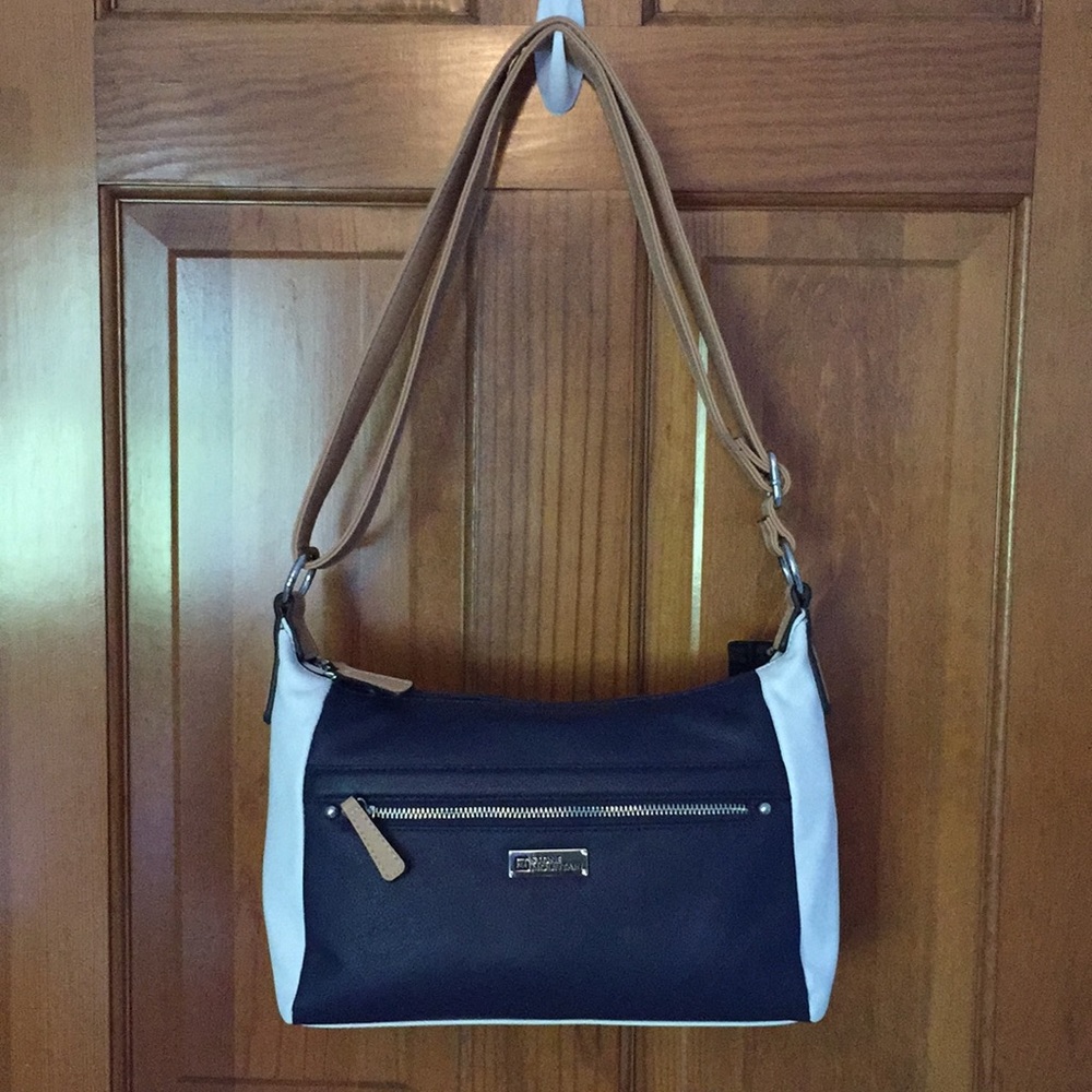 Stone Mountain leather 2 tone purse